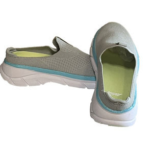 avia womans slip on sneakers size 8